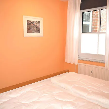 Ostseeallee 2 Nr 05 *