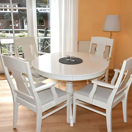 Ostseeallee 2 Nr 05 *